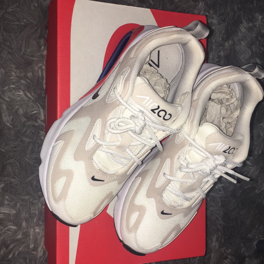 W Air Max 200